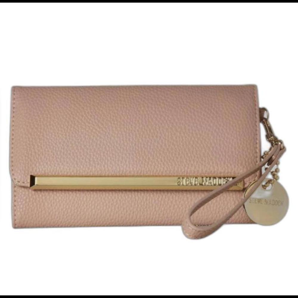 Steve Madden Logo Bar Trifold Wallet